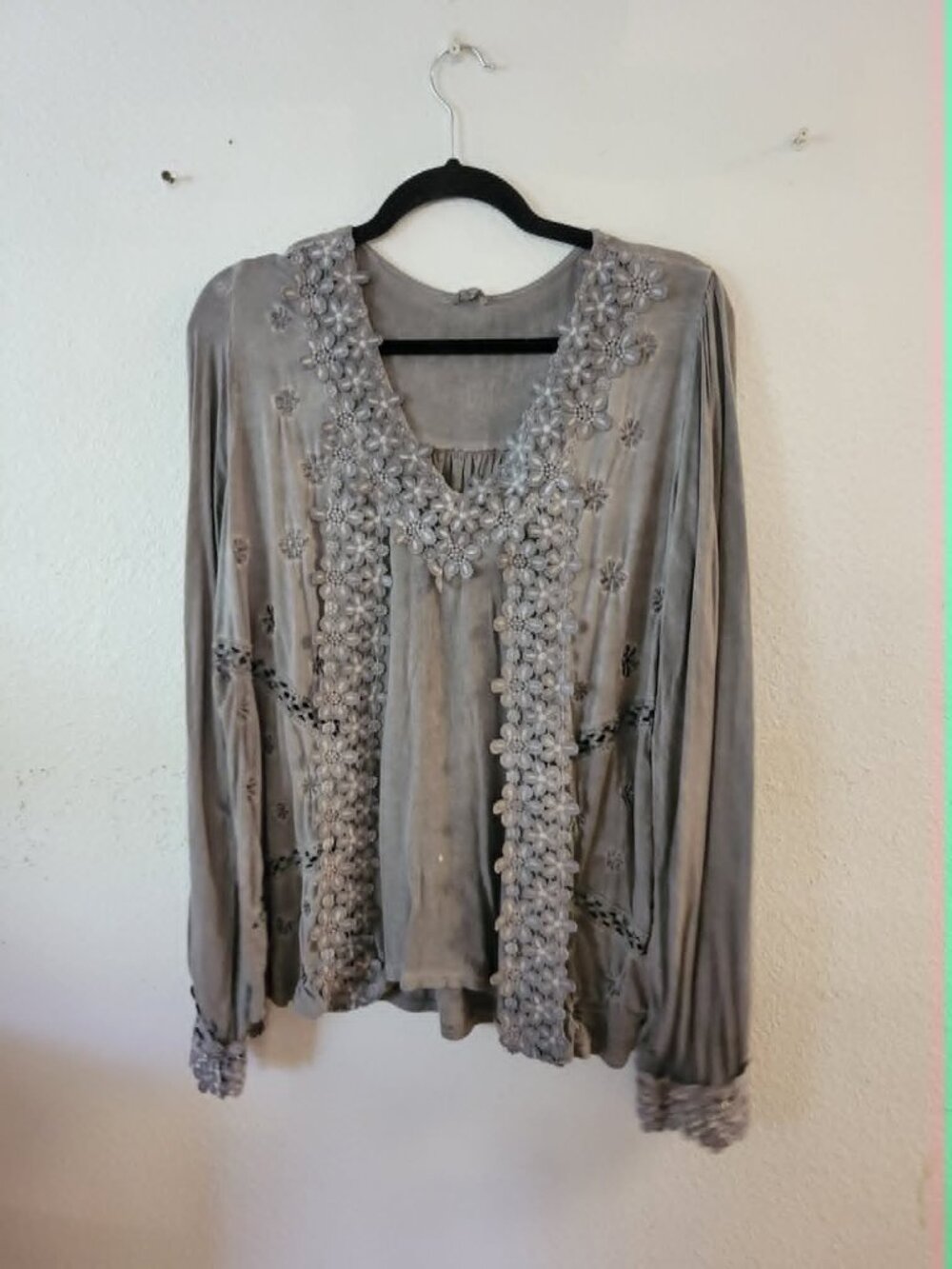 POL Embroidered Blouse Top Peasant, Gray Sz Large Boho Hippie #255